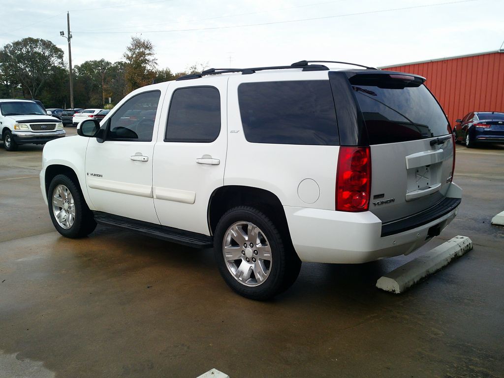 2008 GMC Yukon Image 13