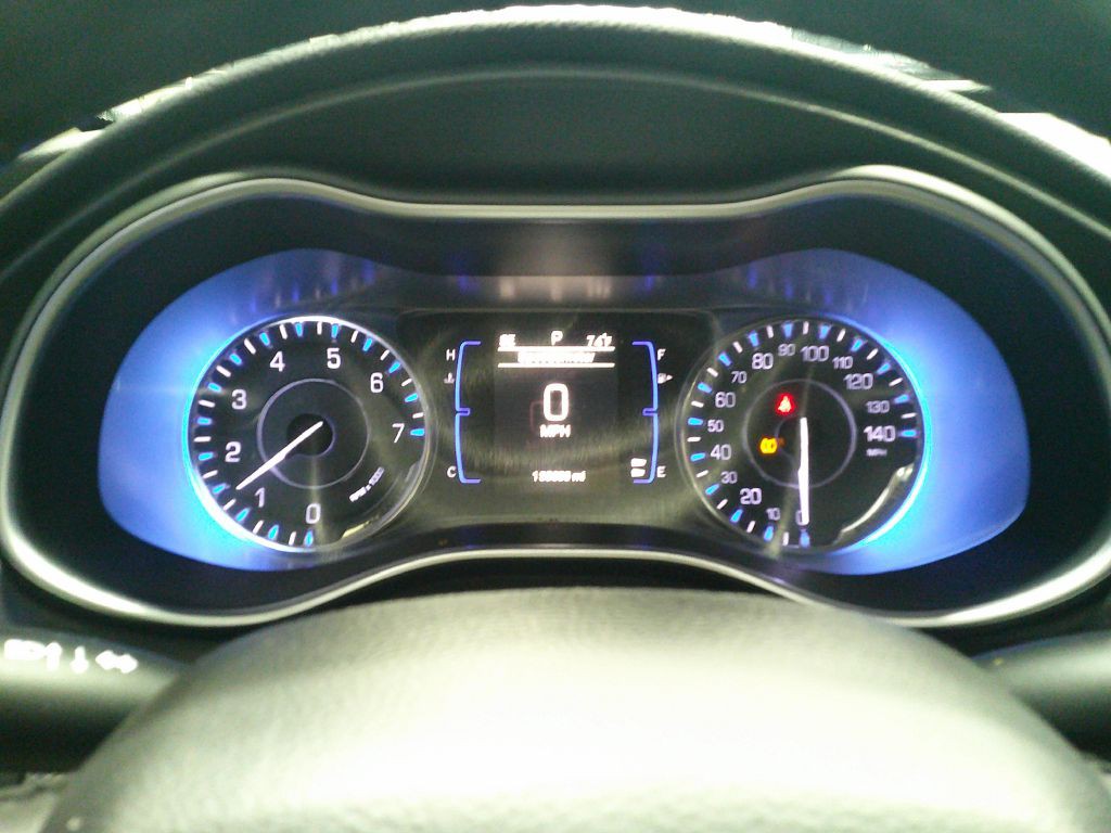 2015 Chrysler 200 Image 17