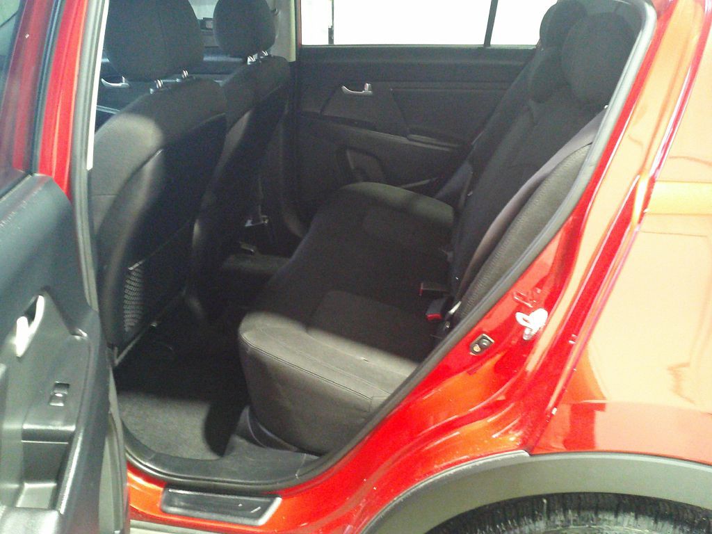 2011 Kia Sportage Image 11