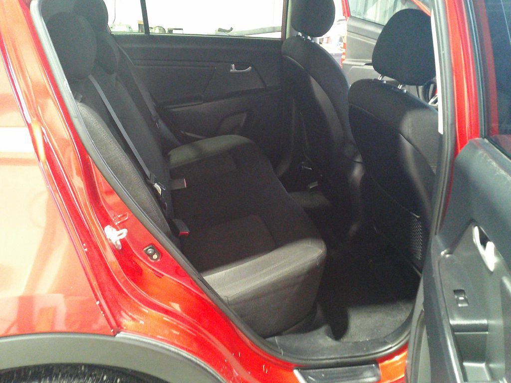 2011 Kia Sportage Image 12