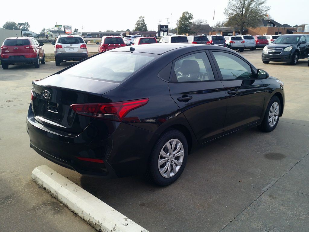 2020 Hyundai Accent Image 4