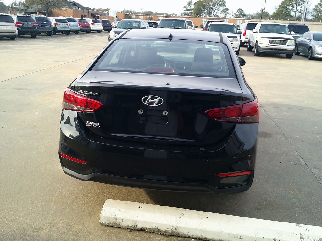 2020 Hyundai Accent Image 5