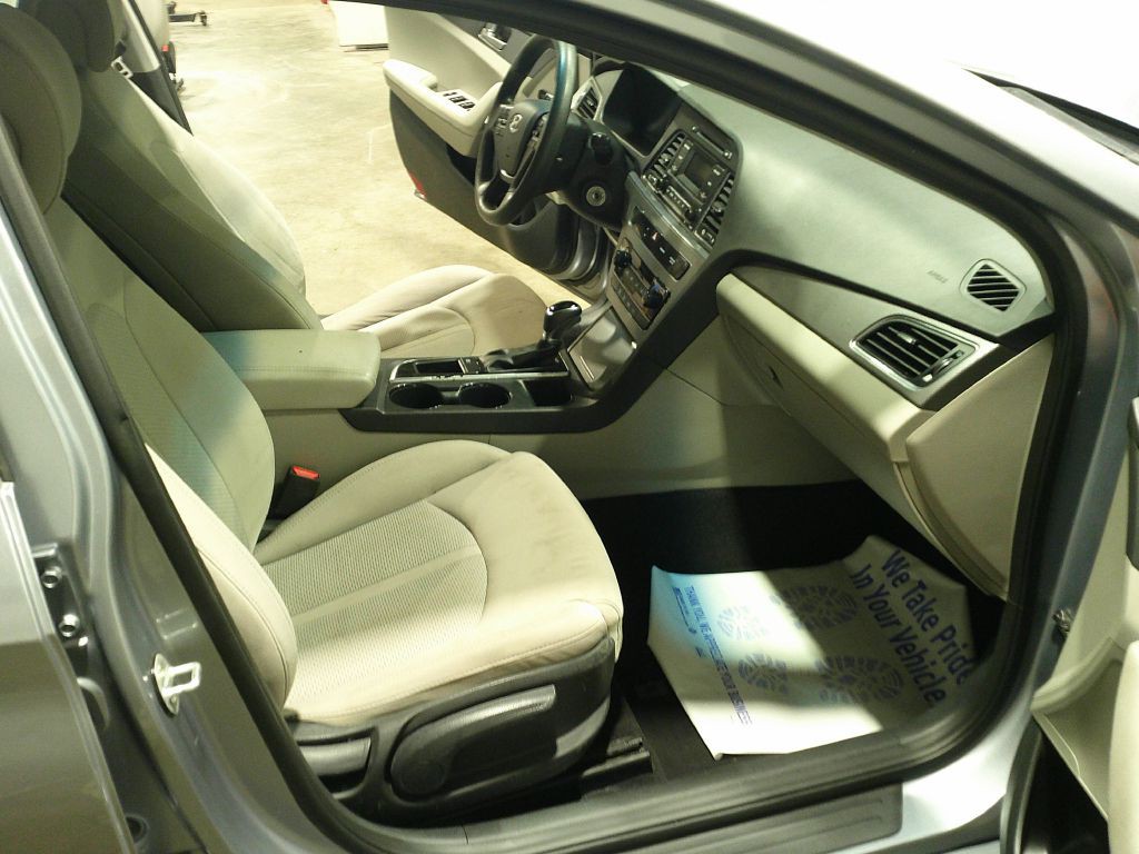 2017 Hyundai Sonata Image 14