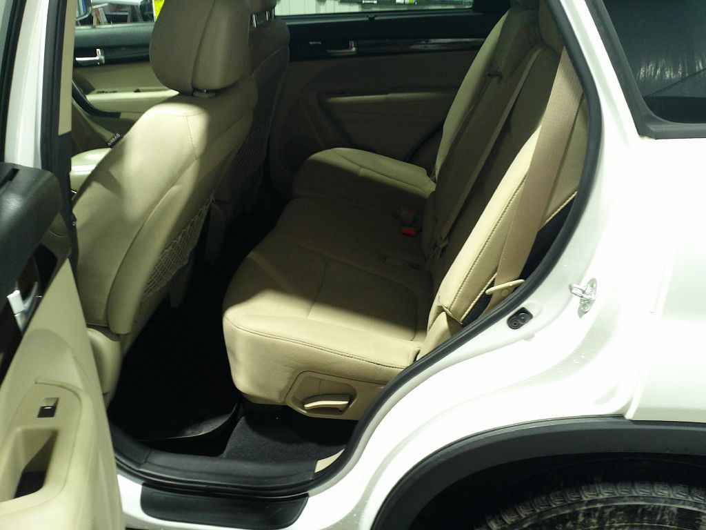 2014 Kia Sorento Image 11