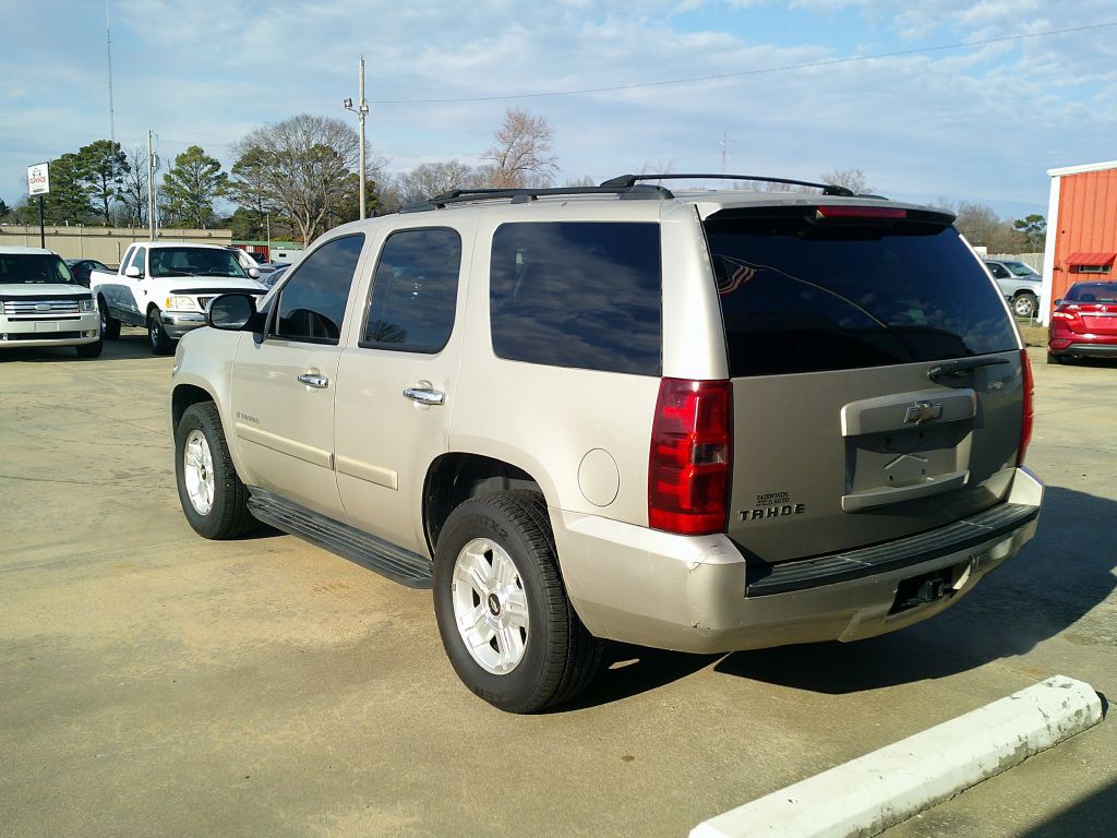 2008 Chevrolet Tahoe Image 4