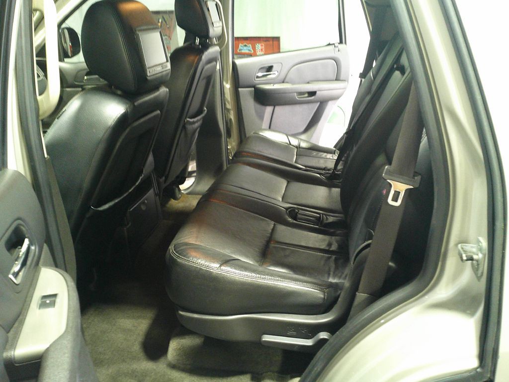 2008 Chevrolet Tahoe Image 11
