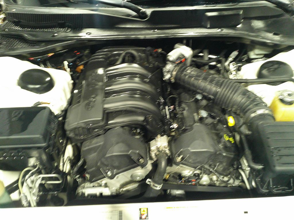2010 Chrysler 300 Image 10
