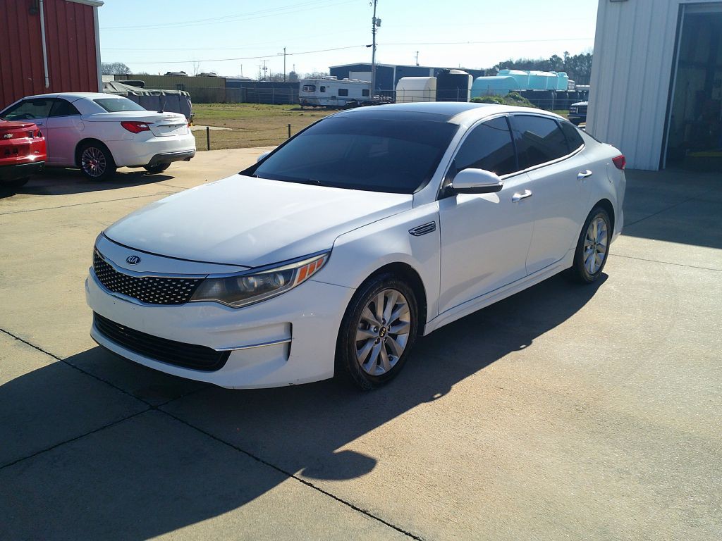 2018 Kia Optima Image 3