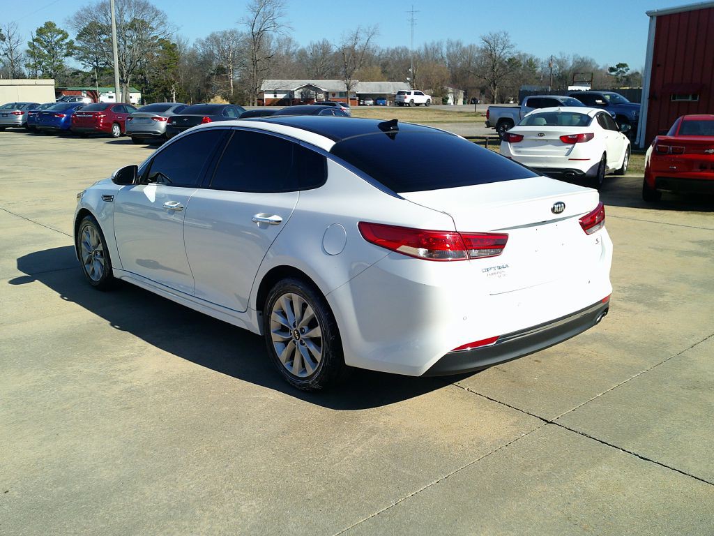 2018 Kia Optima Image 4