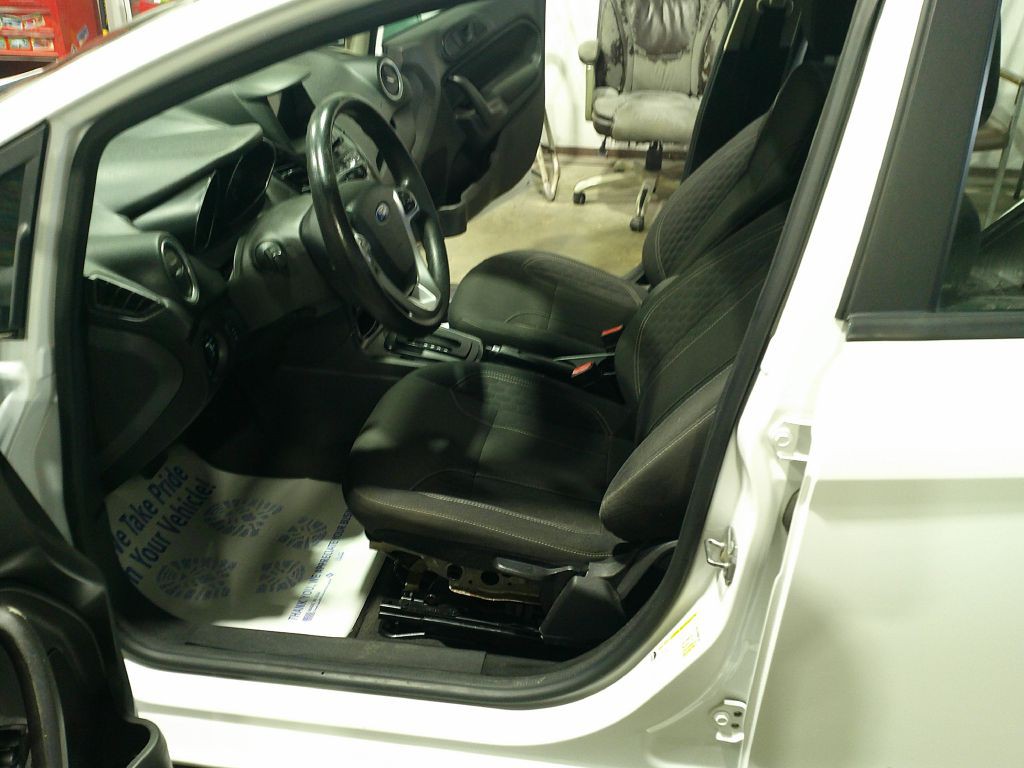 2019 Ford Fiesta Image 9