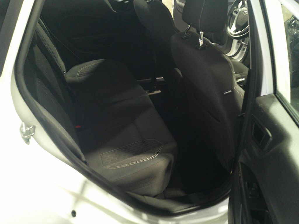 2019 Ford Fiesta Image 12