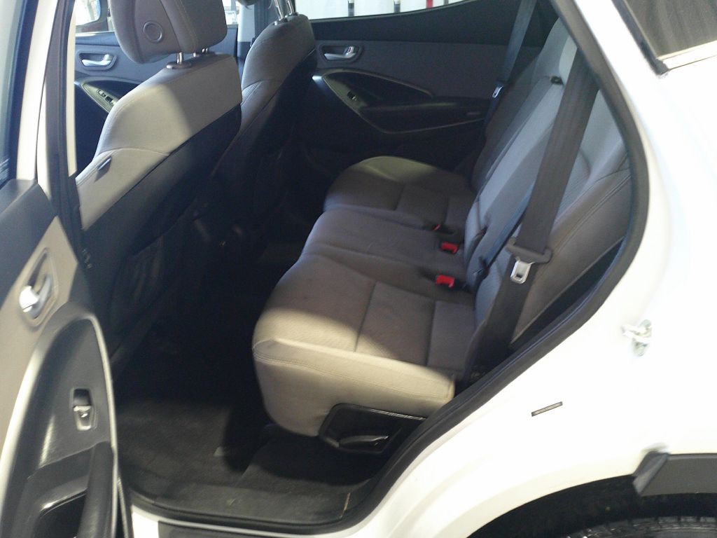 2017 Hyundai Santa Fe Sport Image 11