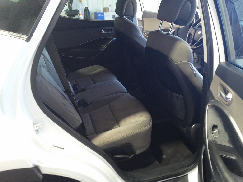 2017 Hyundai Santa Fe Sport Image 12