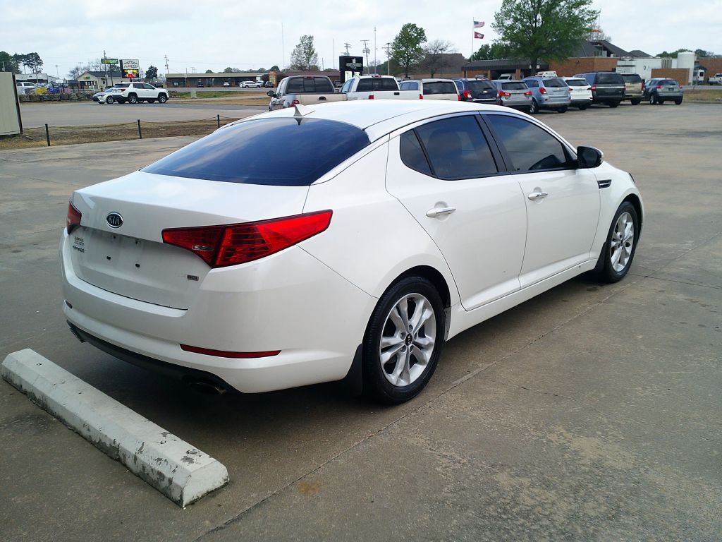 2011 Kia Optima Image 6