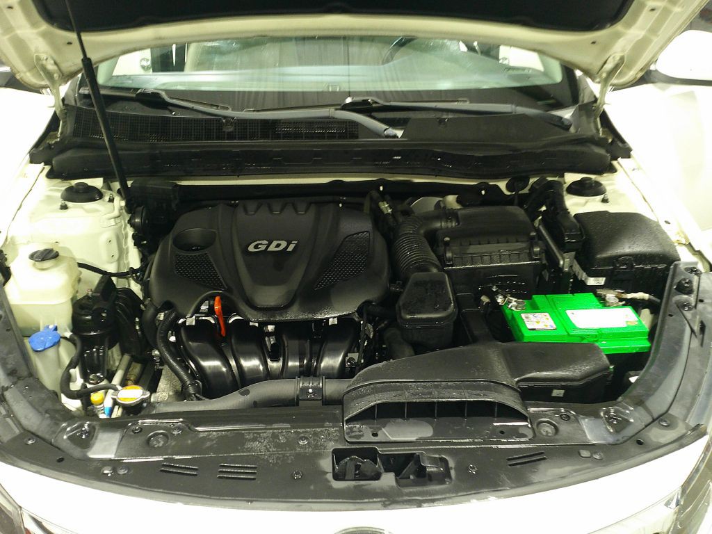 2011 Kia Optima Image 7