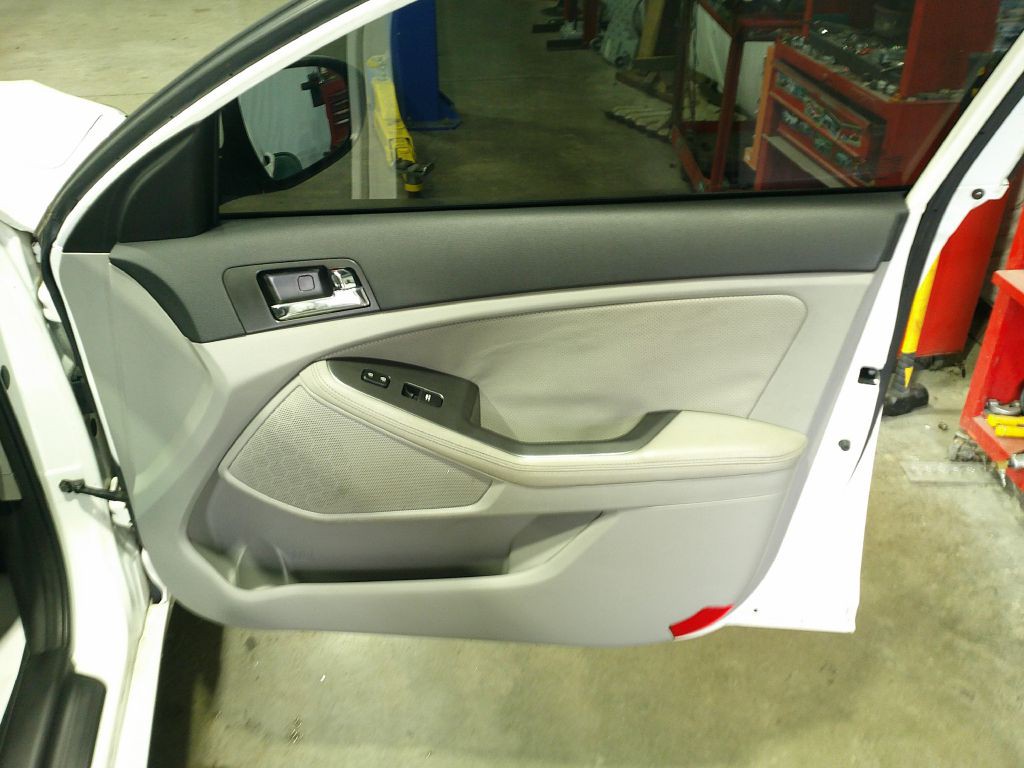 2011 Kia Optima Image 15