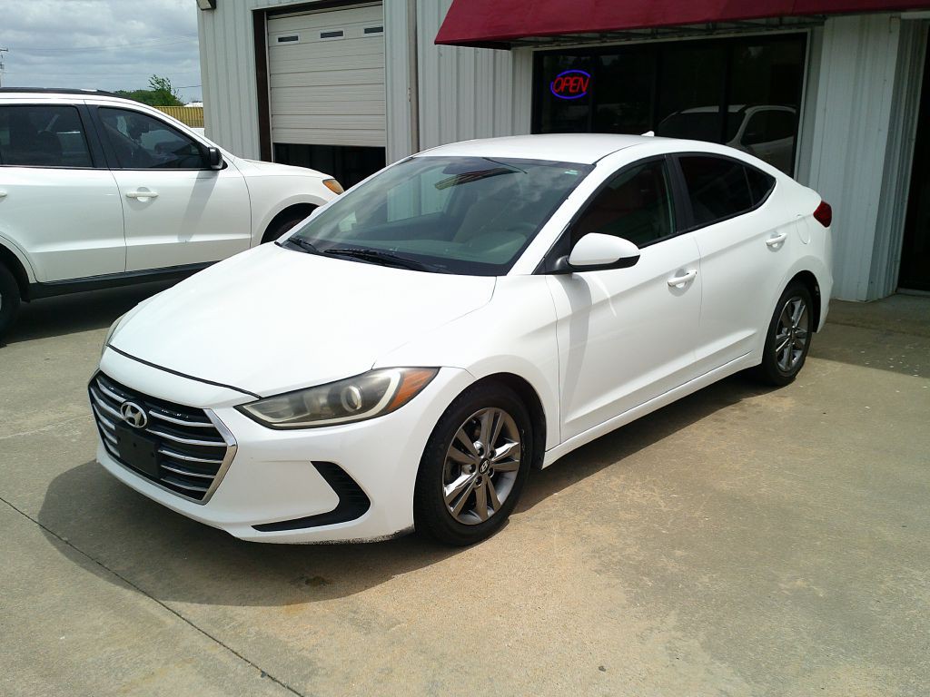 2017 Hyundai Elantra Image 17