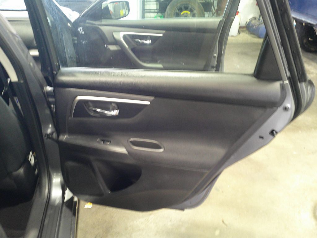 2015 Nissan Altima Image 13