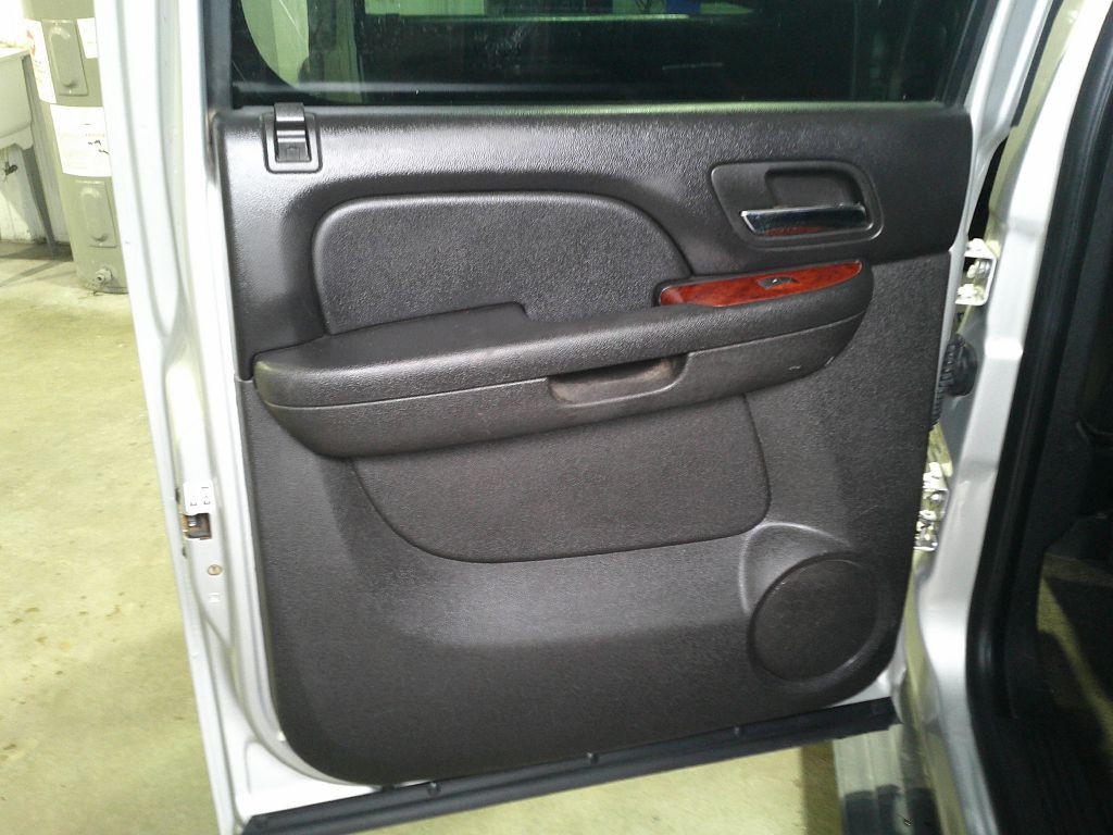 2010 Chevrolet Avalanche Image 10