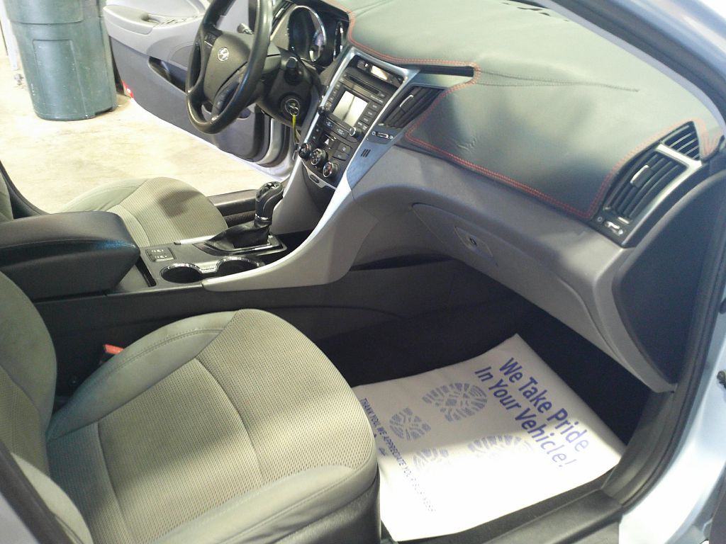 2014 Hyundai Sonata Image 14