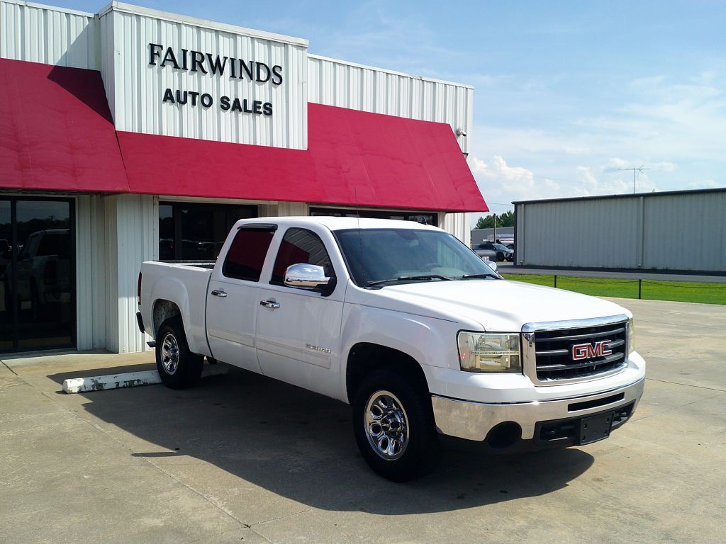 2011 GMC Sierra Image 1