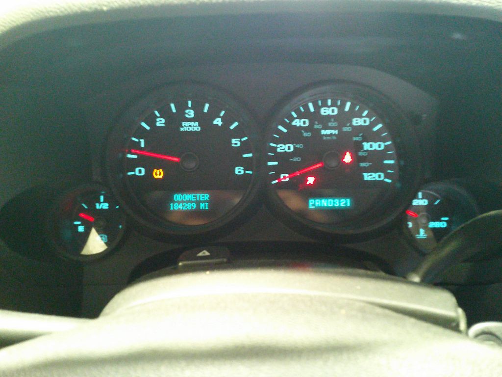 2011 GMC Sierra Image 16