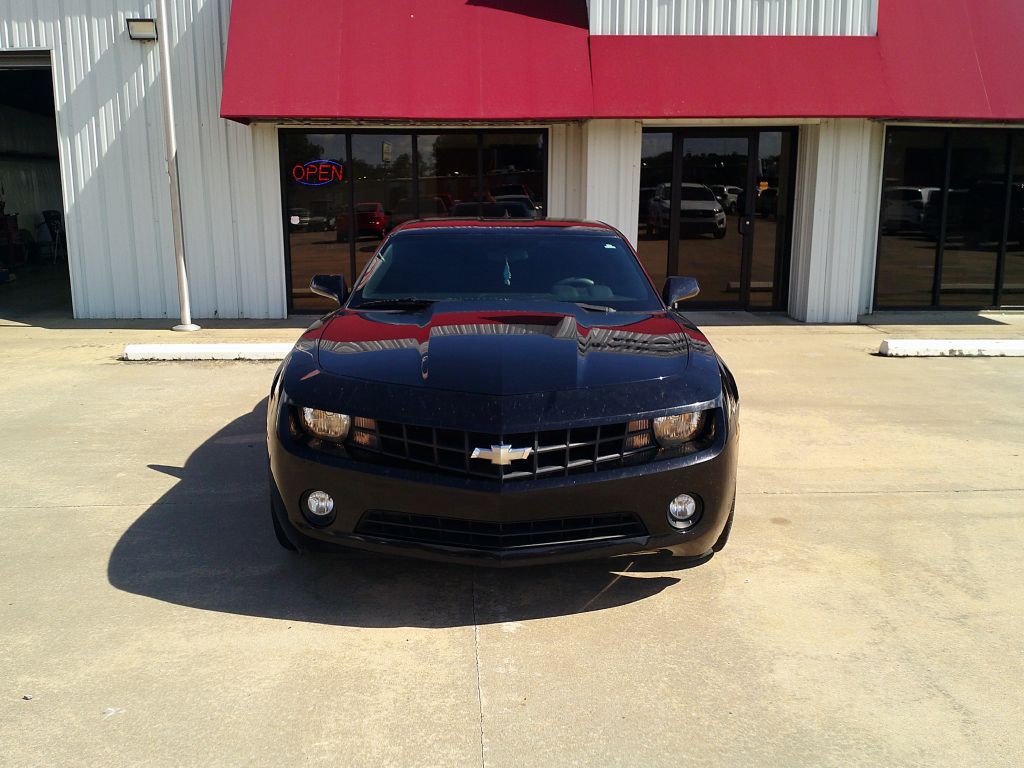 2010 Chevrolet Camaro Image 2