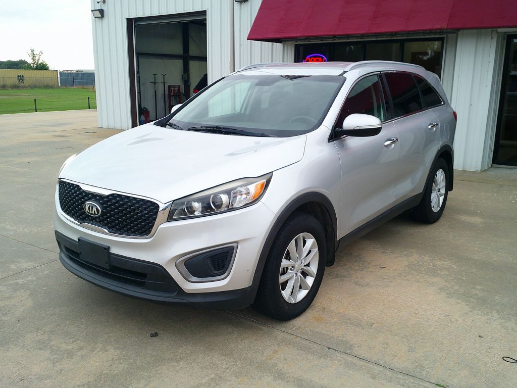 2017 Kia Sorento Image 3