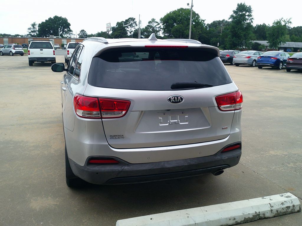 2017 Kia Sorento Image 5