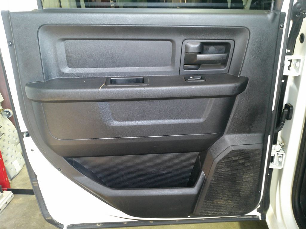 2016 RAM 1500 Image 9