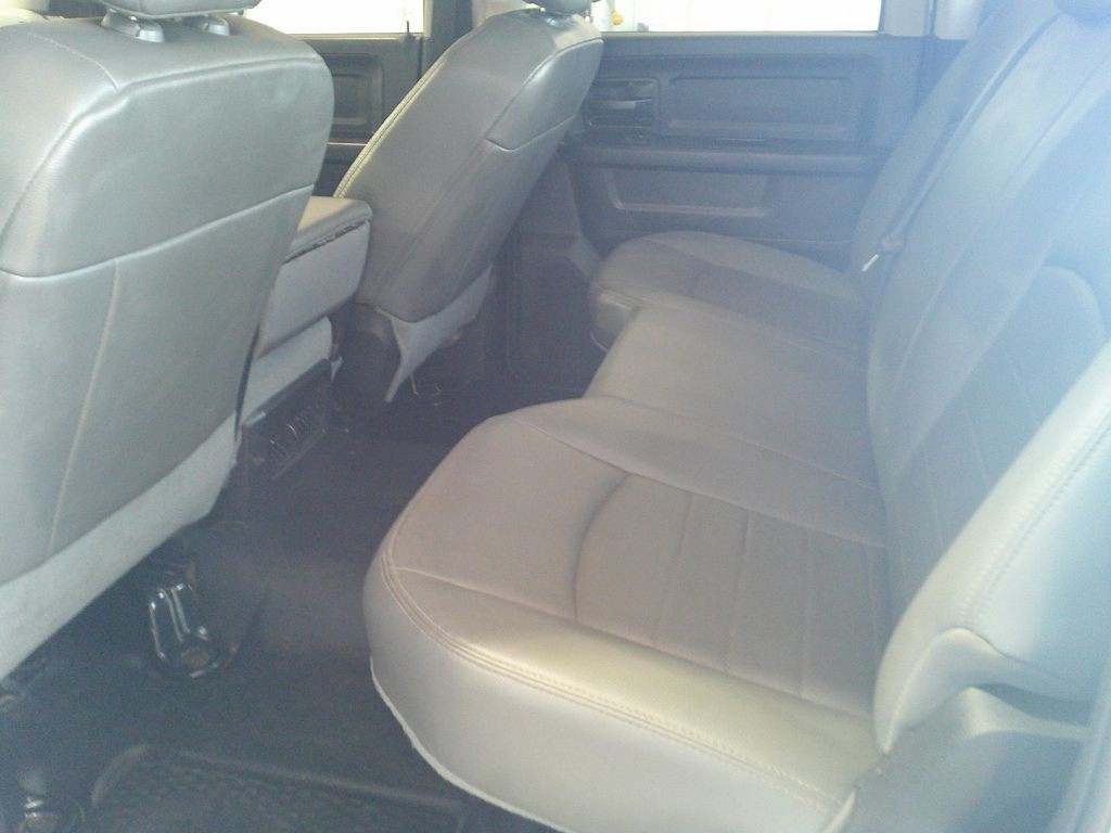 2016 RAM 1500 Image 10