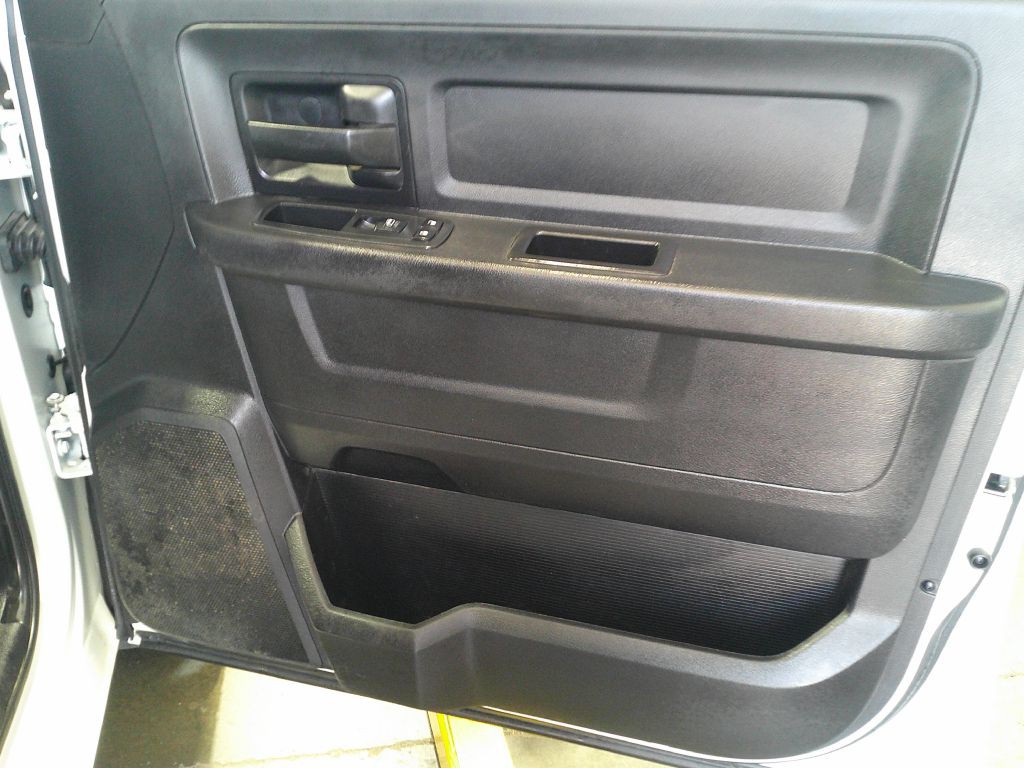 2016 RAM 1500 Image 13