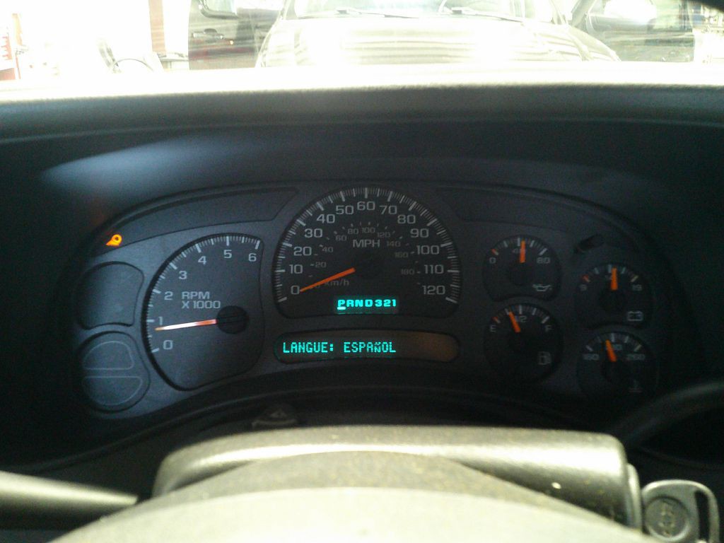 2003 Chevrolet Avalanche Image 17