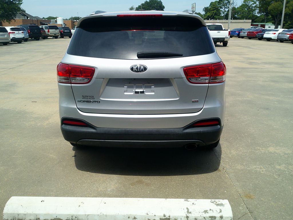 2016 Kia Sorento Image 5