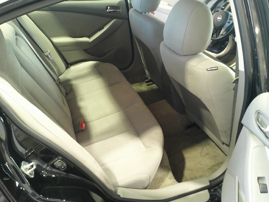 2012 Nissan Altima Image 12