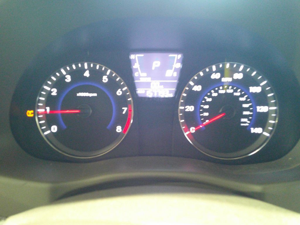 2014 Hyundai Accent Image 16