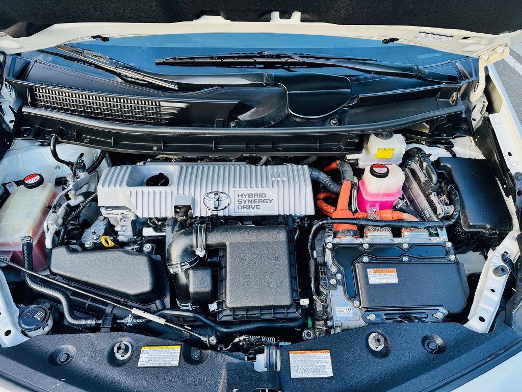 2017 Toyota Prius Image 12