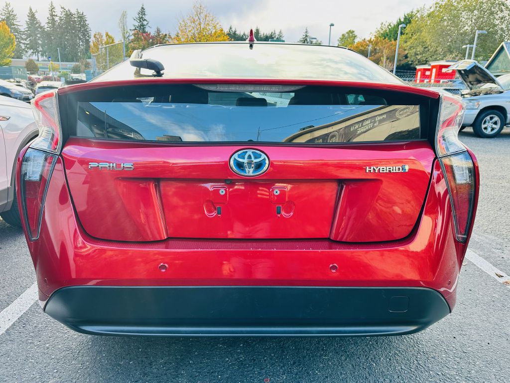 2018 Toyota Prius Image 5