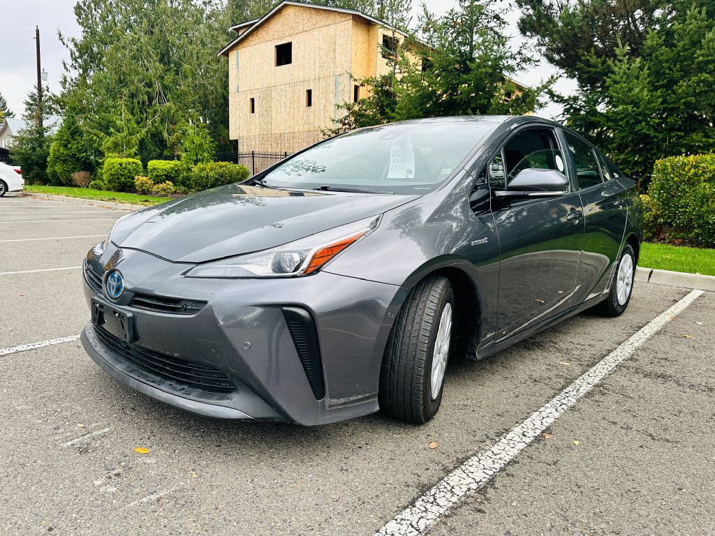 2019 Toyota Prius Image 3