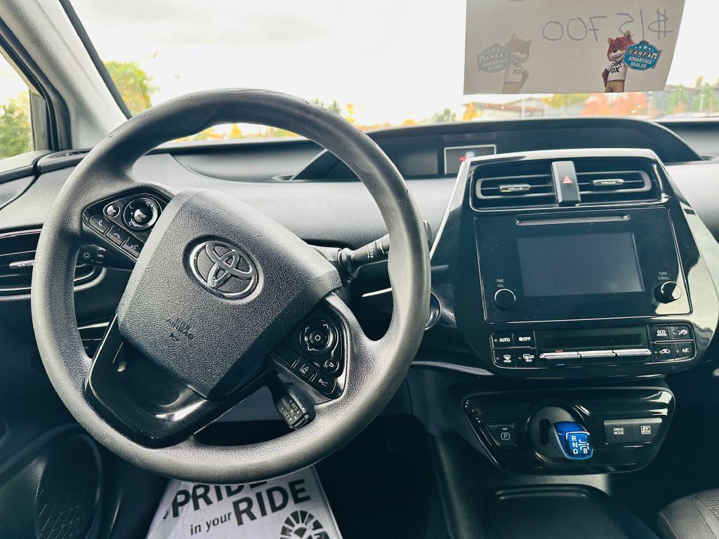2019 Toyota Prius Image 10
