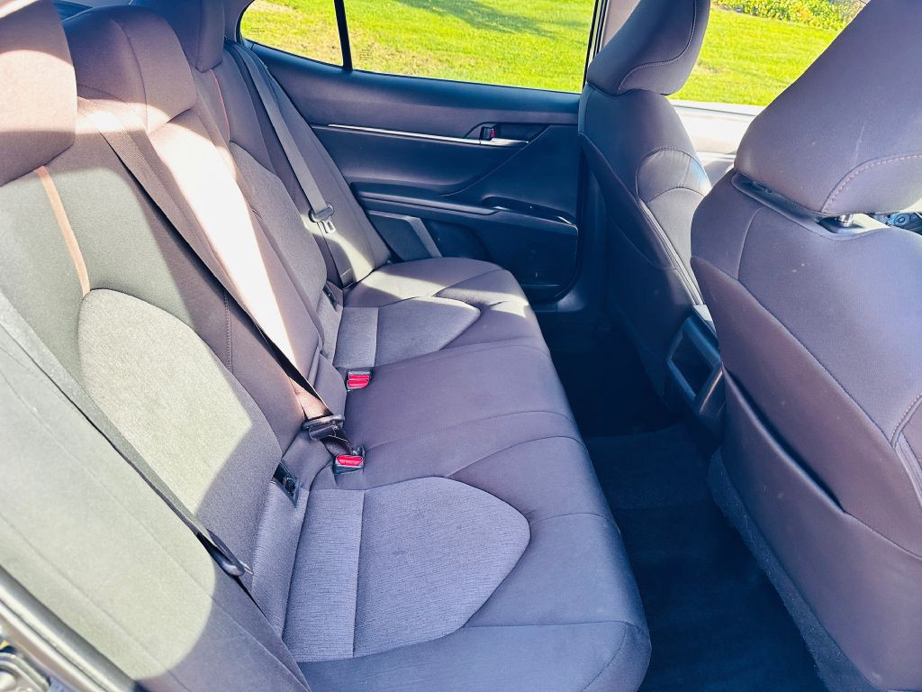 2018 Toyota Camry Image 7