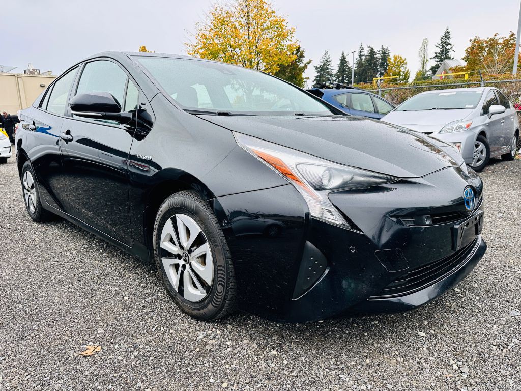 2017 Toyota Prius Image 3