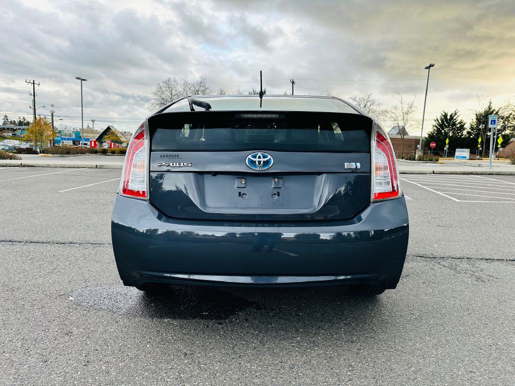 2015 Toyota Prius Image 6
