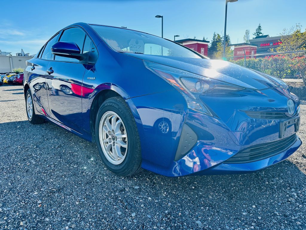 2017 Toyota Prius Image 3