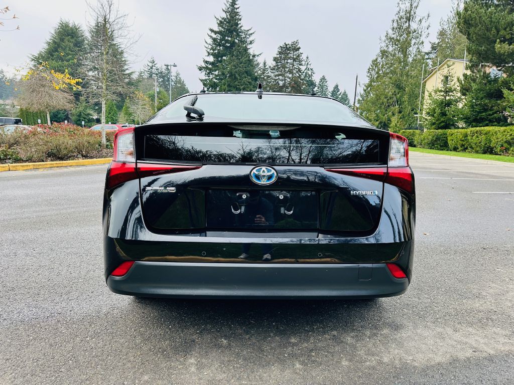 2020 Toyota Prius Image 6