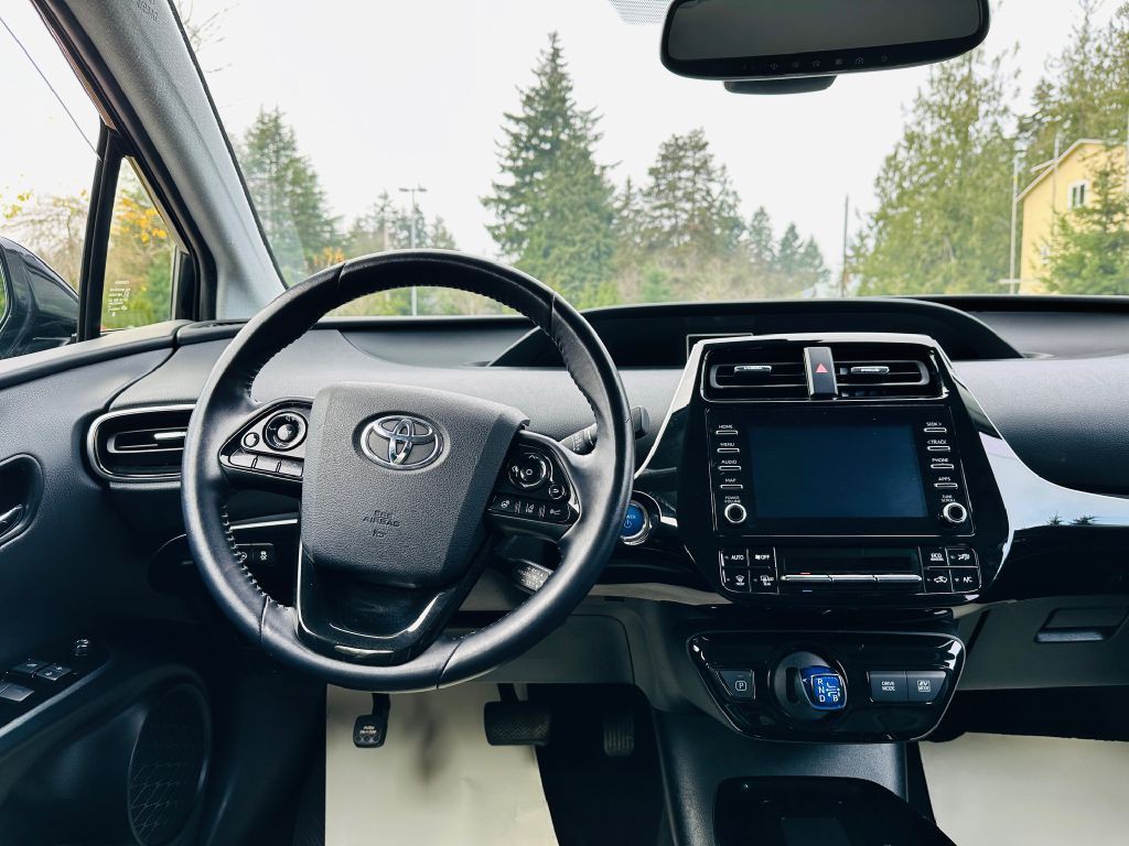 2020 Toyota Prius Image 10