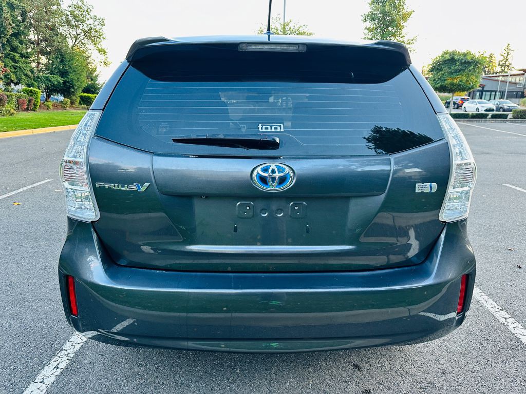 2014 Toyota Prius Image 4