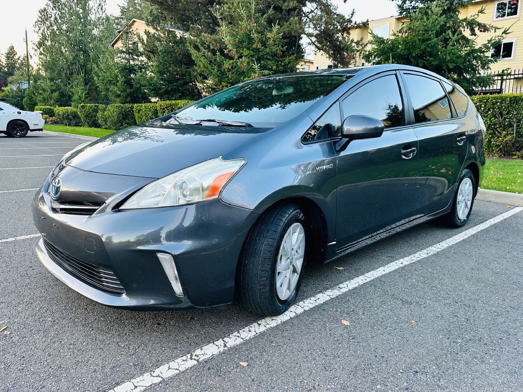 2014 Toyota Prius Image 6