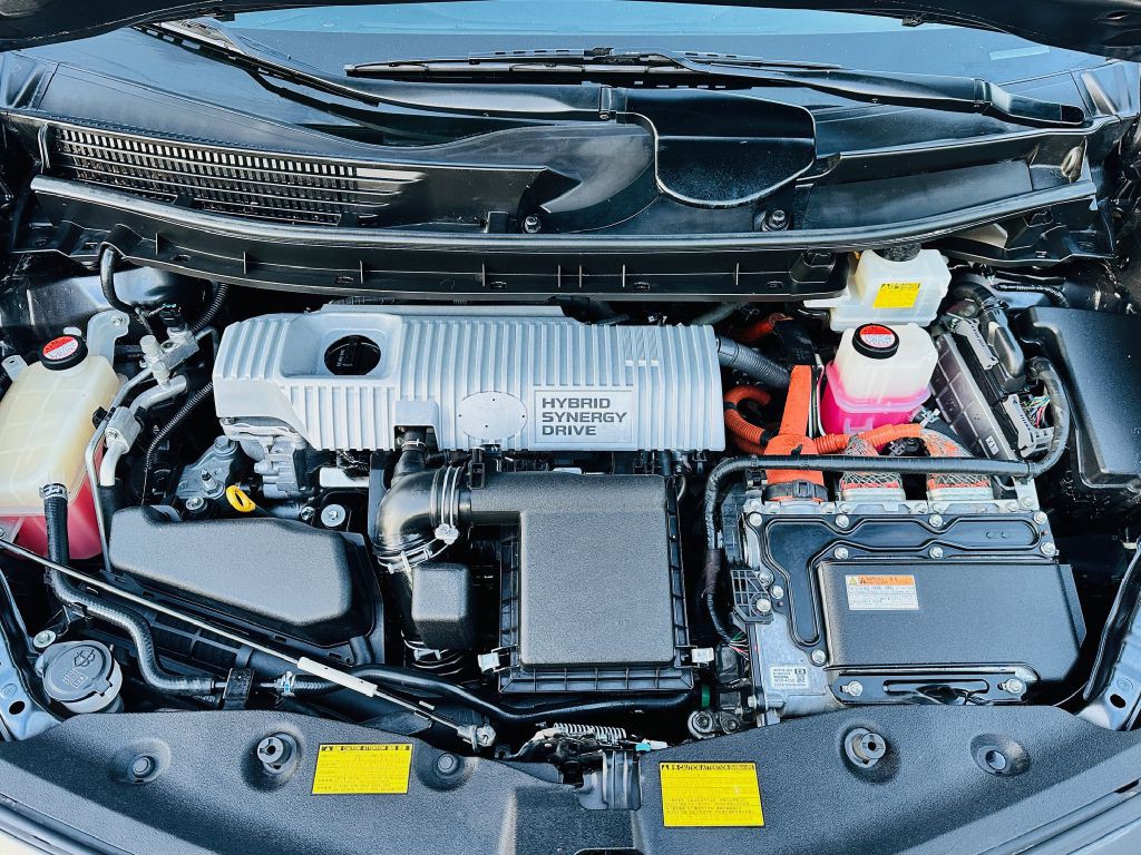 2014 Toyota Prius Image 12