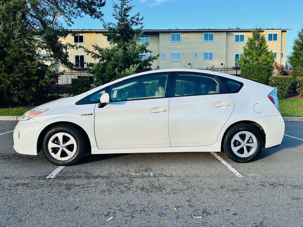 2015 Toyota Prius Image 4